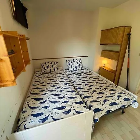 Apartment Vue Mer, 2 Min A Pied De La Mer Hyeres